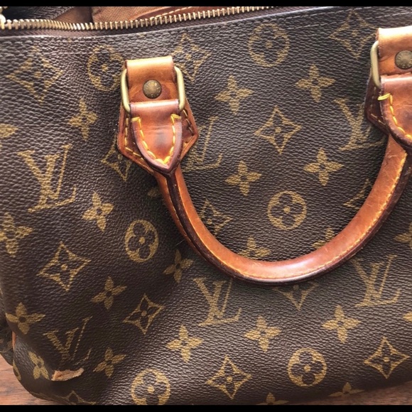 Authentic Louis Vuitton Purse - Picture 2 of 8